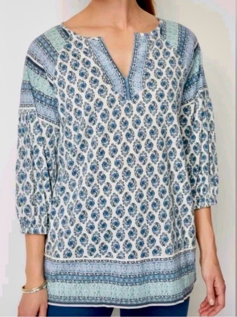 J. Jill size Large Tall Women's Blue Paisley V-Neck Tunic Top